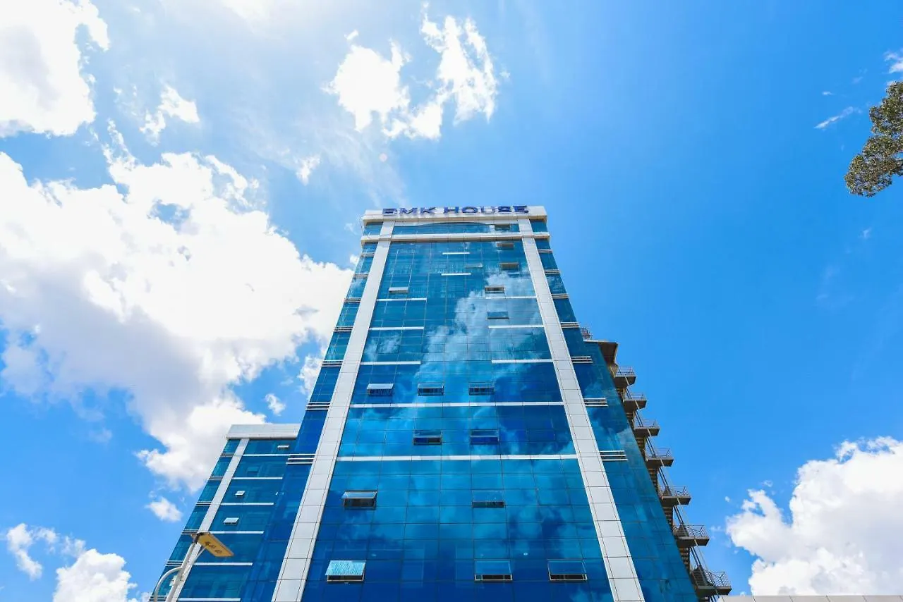 Bmk House Apartments Kampala 0*,